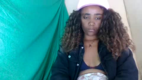 Snapshot of gialbloody chatting on 07/27/26, 08:10 gialbloody online show from 07/27/26, 08:10