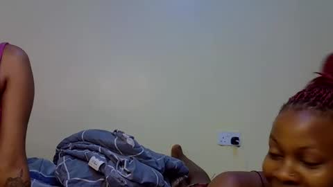 Snapshot of gianna_012 chatting on 09/12/25, 04:23 ENNY online show from 09/12/25, 04:23