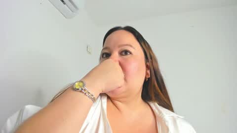 Gianna online show from 03/03/25, 09:59