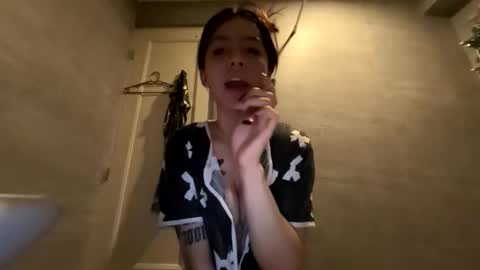 Snapshot of gianna_lusty chatting on 04/10/26, 09:14 gianna lusty online show from 04/10/26, 09:14