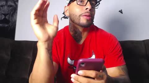 Snapshot of gianni_donato95 chatting on 09/30/25, 10:26 Dilan online show from 09/30/25, 10:26