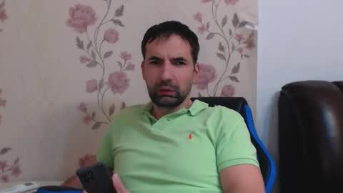 Gianni online show from 12/17/25, 06:25