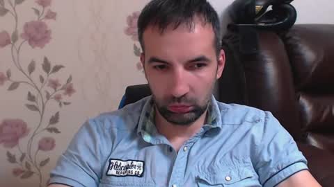 Snapshot of gianni_lion chatting on 07/11/26, 05:15 Gianni online show from 07/11/26, 05:15