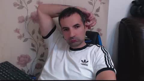Snapshot of gianni_lion chatting on 07/17/26, 06:13 Gianni online show from 07/17/26, 06:13