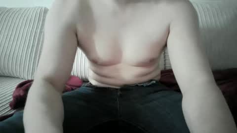 Snapshot of giantjunkjack chatting on 03/29/26, 01:55 Giantjunkjack online show from 03/29/26, 01:55