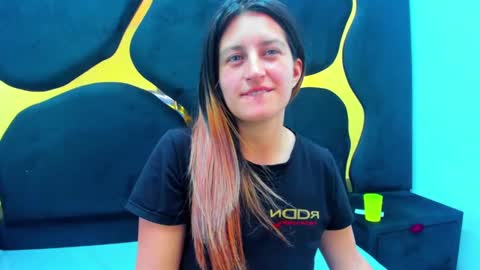 GiaRoussel online show from 02/25/25, 05:15