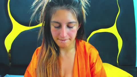 GiaRoussel online show from 03/03/25, 07:28