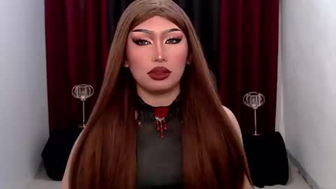 Snapshot of giaxxx01 chatting on 02/03/25, 04:14 Gia X online show from 02/03/25, 04:14