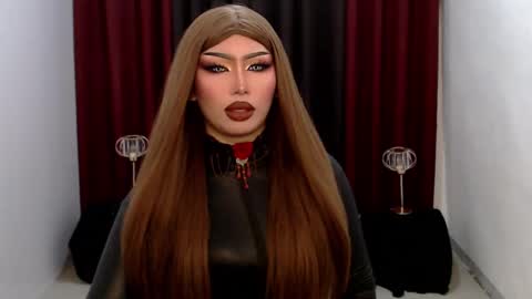 Snapshot of giaxxx01 chatting on 02/10/25, 03:24 Gia X online show from 02/10/25, 03:24