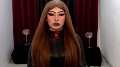 Snapshot of giaxxx01 chatting on 02/14/25, 04:04 Gia X online show from 02/14/25, 04:04