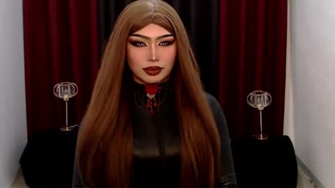 Snapshot of giaxxx01 chatting on 02/14/25, 07:07 Gia X online show from 02/14/25, 07:07