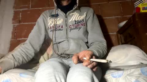 Snapshot of gicobest chatting on 12/08/24, 04:14 Corrado online show from 12/08/24, 04:14