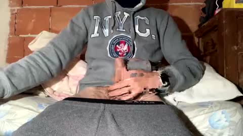 Snapshot of gicobest chatting on 12/25/24, 12:58 Corrado online show from 12/25/24, 12:58