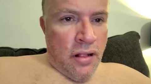 giddyup2222222 online show from 12/22/25, 11:02