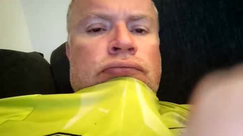 giddyup2222222 online show from 04/27/26, 09:46