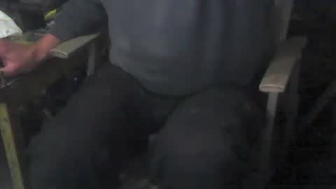 Snapshot of giftedbiker11 chatting on 11/16/25, 04:40 giftedbiker online show from 11/16/25, 04:40