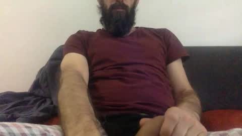 Snapshot of giggy81 chatting on 10/05/25, 07:17 iggy online show from 10/05/25, 07:17