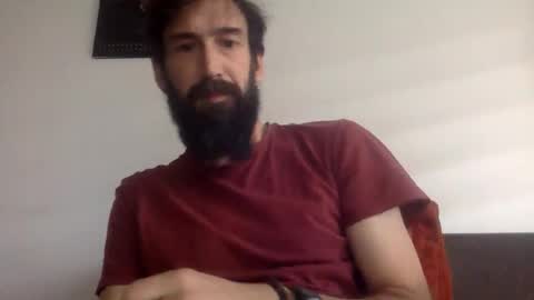 Snapshot of giggy81 chatting on 10/25/25, 02:02 iggy online show from 10/25/25, 02:02