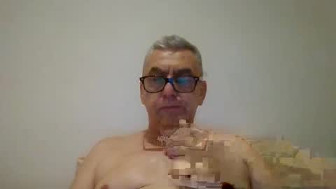 Snapshot of gigi1970 chatting on 12/25/24, 11:20 gigi1970 online show from 12/25/24, 11:20