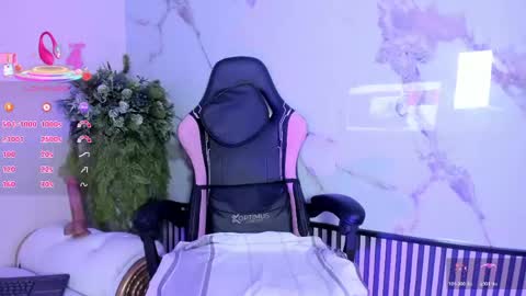 Gigi  online show from 04/25/26, 10:18