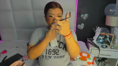 Gigi  online show from 05/06/26, 01:38