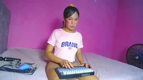 Snapshot of gigi_scott_ chatting on 05/18/26, 12:29 GIGI STCOTT online show from 05/18/26, 12:29