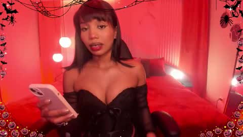 GIGI online show from 10/31/25, 06:25