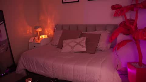 Snapshot of gigi_strawberry chatting on 03/27/26, 06:52 GIGI online show from 03/27/26, 06:52