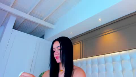 Snapshot of gigi_wilden chatting on 06/25/26, 11:15 gigi wilden online show from 06/25/26, 11:15