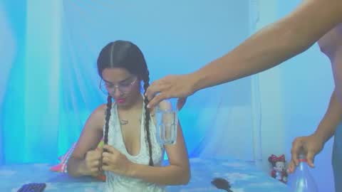 Snapshot of gigiilove24 chatting on 09/23/25, 06:44 gigiilove24 online show from 09/23/25, 06:44