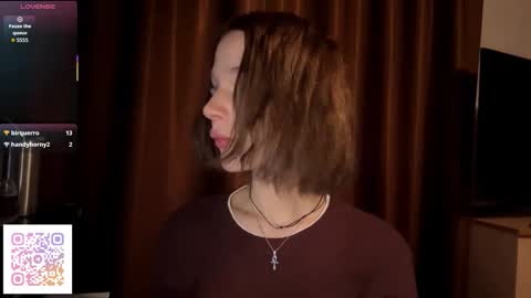 Snapshot of gigikray chatting on 10/29/25, 07:15 Molly online show from 10/29/25, 07:15