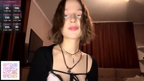 Snapshot of gigikray chatting on 11/09/25, 07:34 Molly online show from 11/09/25, 07:34