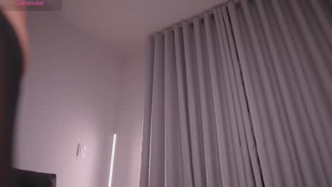 Snapshot of gigilee_ chatting on 02/11/26, 11:43 GIGI online show from 02/11/26, 11:43