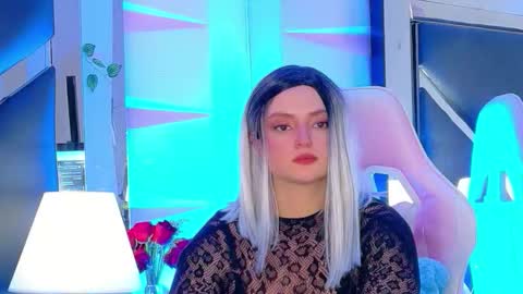 Snapshot of giigii_hadid chatting on 02/21/26, 09:27 Giigii online show from 02/21/26, 09:27