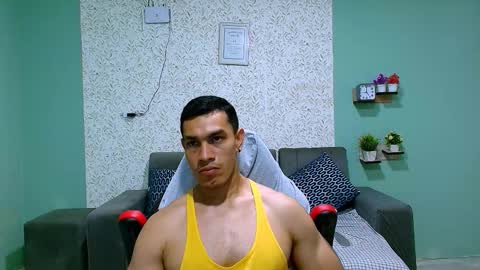 Snapshot of gilbert_marquez chatting on 02/13/25, 05:22 GILBERT online show from 02/13/25, 05:22