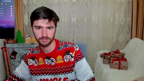 Snapshot of gilbertogonzales chatting on 12/13/24, 04:27 gilbertogonzales online show from 12/13/24, 04:27