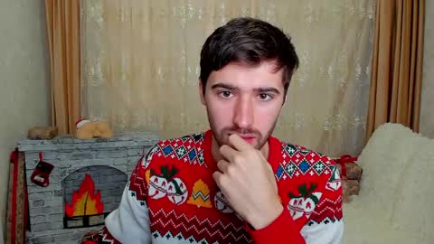 Snapshot of gilbertogonzales chatting on 12/21/24, 06:30 gilbertogonzales online show from 12/21/24, 06:30