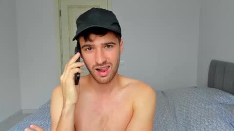 Snapshot of gilbertogonzales chatting on 09/18/25, 09:33 gilbertogonzales online show from 09/18/25, 09:33