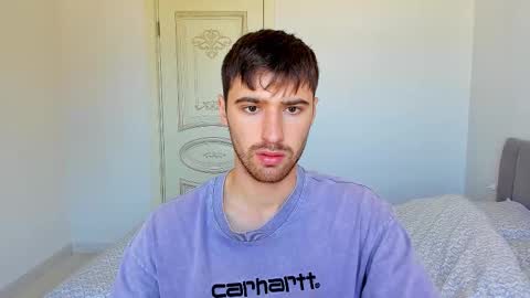 Snapshot of gilbertogonzales chatting on 09/22/25, 07:54 gilbertogonzales online show from 09/22/25, 07:54