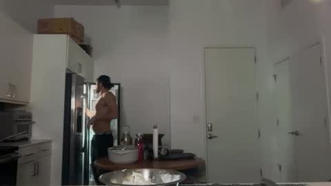 Snapshot of gildedsins1 chatting on 04/16/26, 07:09 WildBoyVibes online show from 04/16/26, 07:09