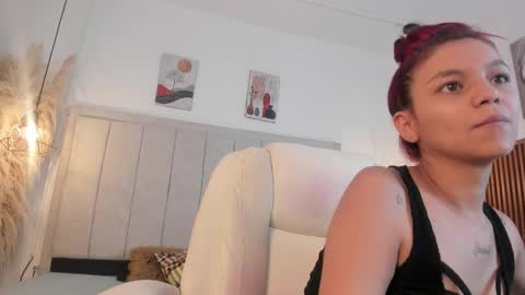 Snapshot of gimenalara chatting on 02/14/26, 11:51 Gimena online show from 02/14/26, 11:51