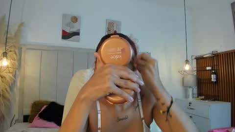 Snapshot of gimenalara chatting on 02/20/26, 12:38 Gimena online show from 02/20/26, 12:38