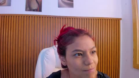 Snapshot of gimenalara chatting on 02/26/26, 12:26 Gimena online show from 02/26/26, 12:26