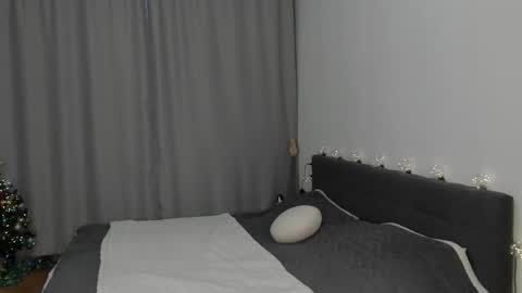 Gin online show from 01/14/26, 06:19