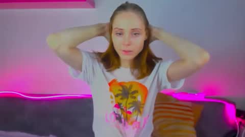 Gina online show from 10/10/25, 11:09