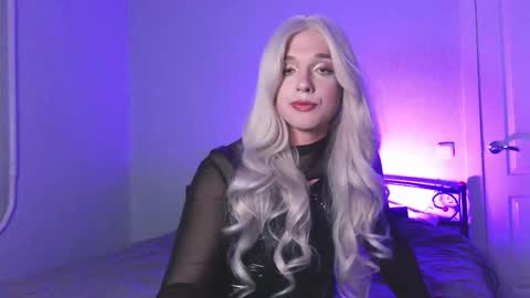 Snapshot of gina_rose_ts chatting on 05/12/26, 07:11 GinaRose online show from 05/12/26, 07:11