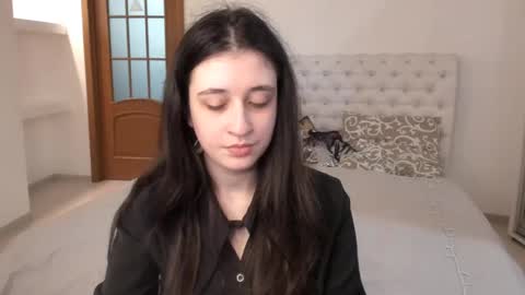Kate online show from 03/09/25, 11:03