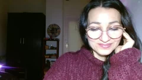 GinaONeon online show from 02/04/25, 10:34