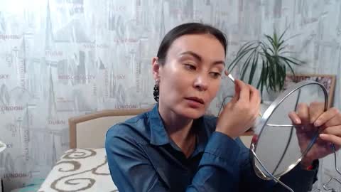 ginaxsoulah   online show from 10/05/25, 10:35