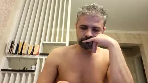 Gabriel online show from 11/15/25, 06:37